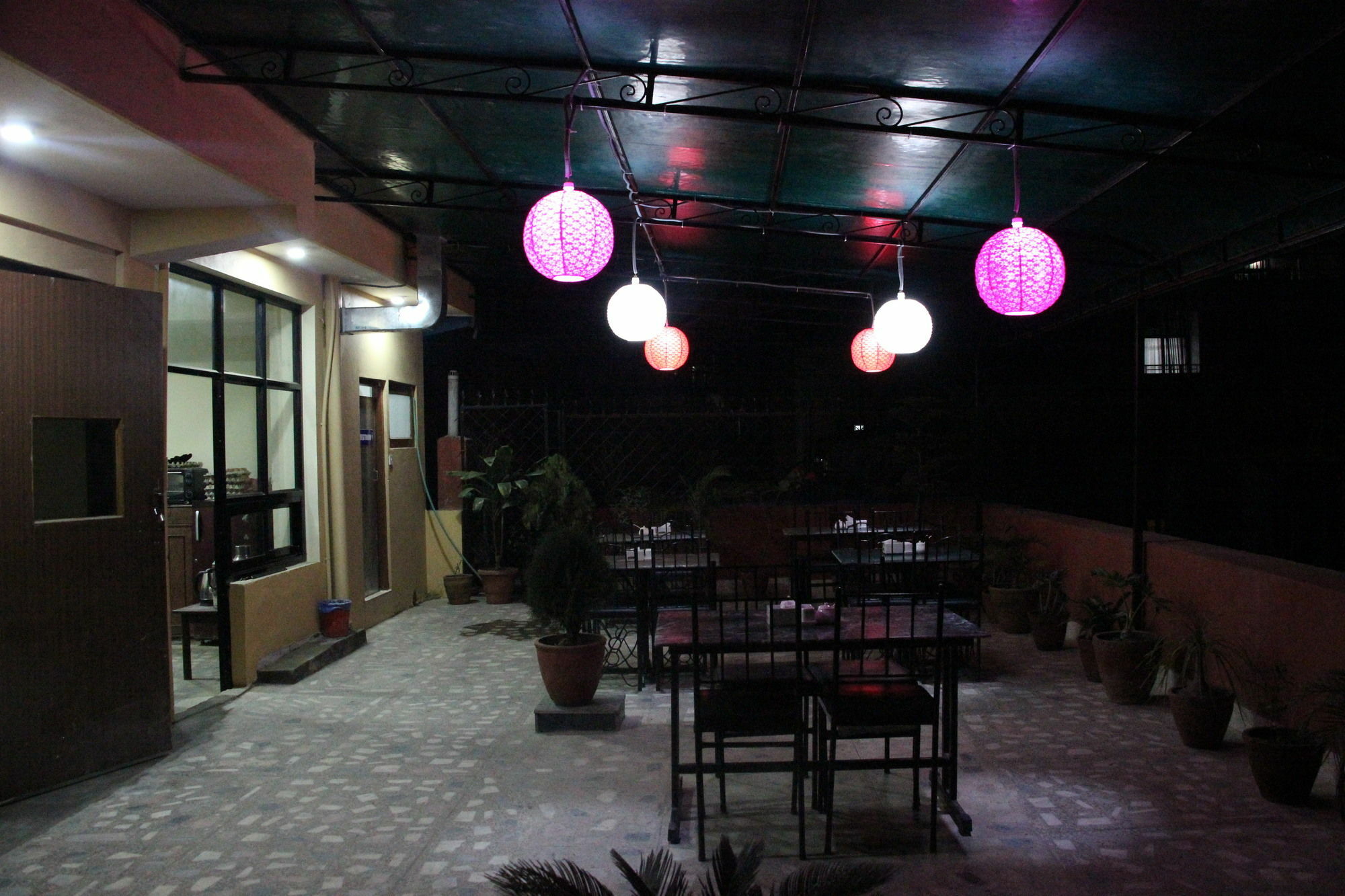 Oyo 153 Aster Hotel Nepal カトマンズ エクステリア 写真